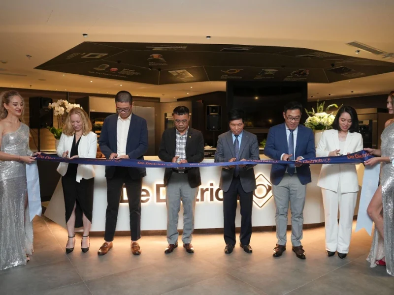 Deborah Home ra mắt showroom De Dietrich