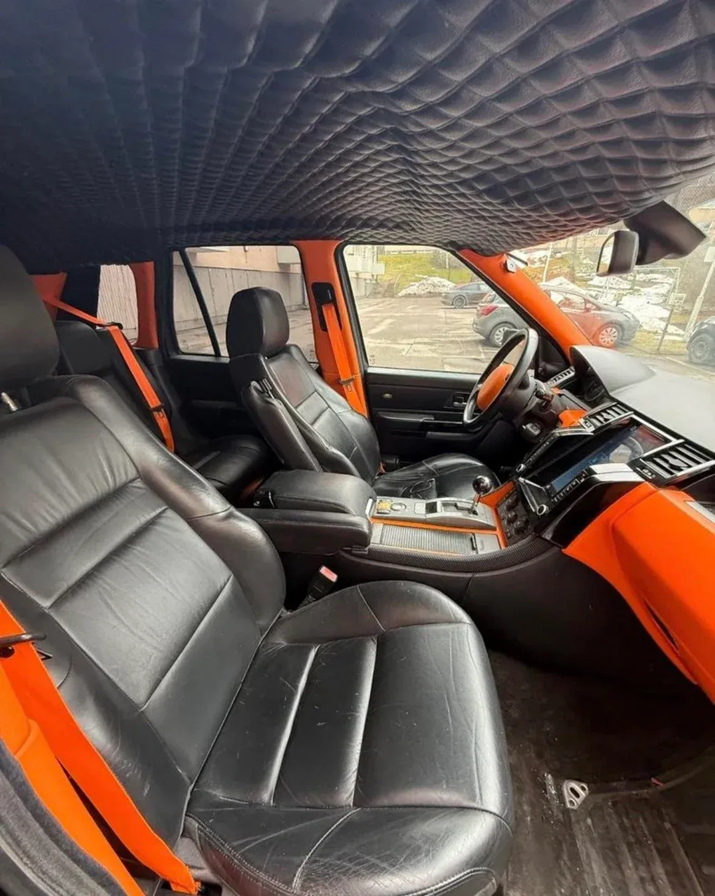 Chiếc Range Rover Sport độ theo phong cách Rolls-Royce Cullinan - 3
