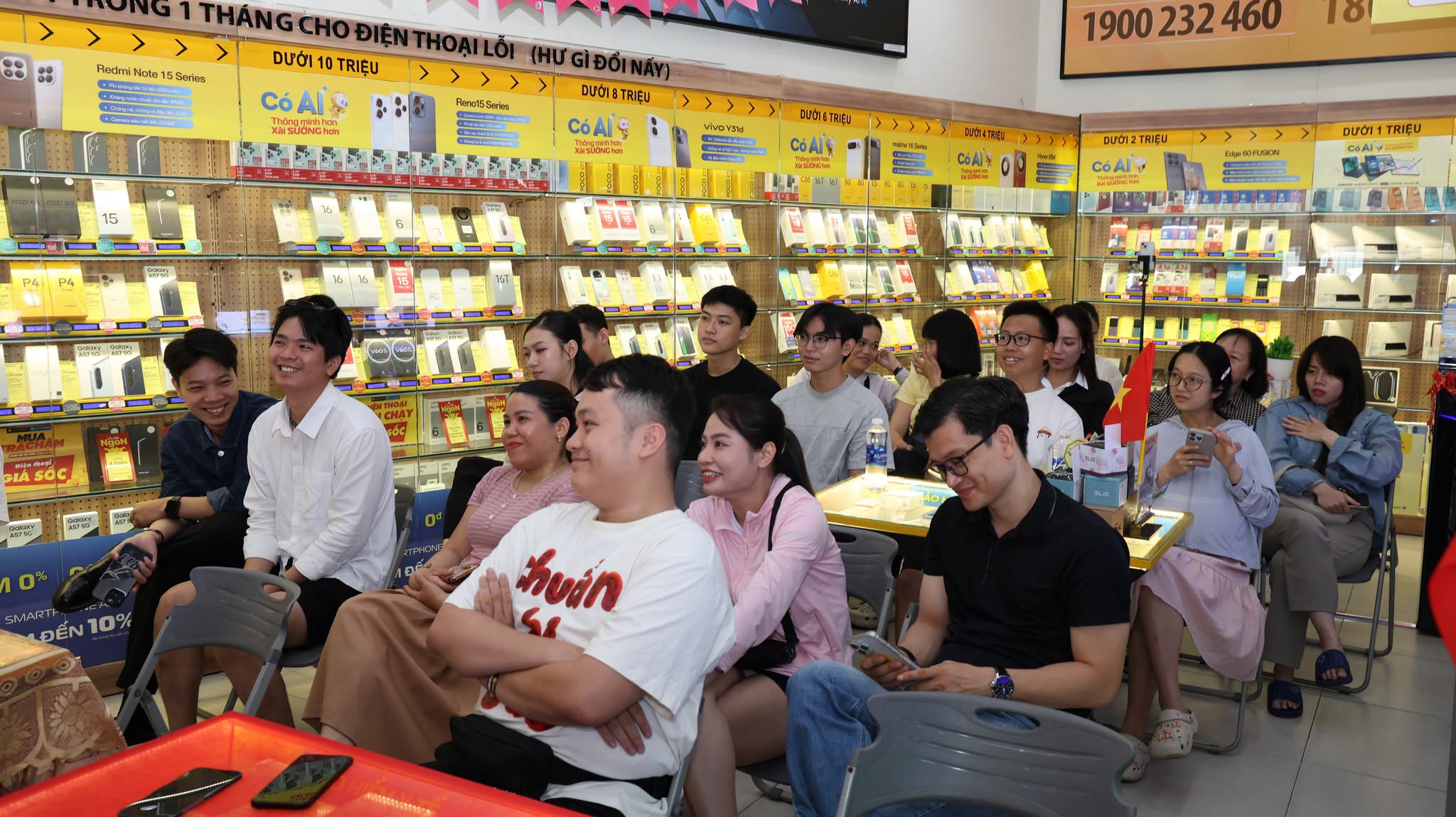 Người Việt tiêu dùng 428 tỷ đồng mỗi ngày: Xu hướng mua sắm tại hệ thống bán lẻ 2026 - Ảnh 3. Người Việt tiêu dùng 428 tỷ đồng mỗi ngày: Xu hướng mua sắm tại hệ thống bán lẻ 2026 - Ảnh 3.