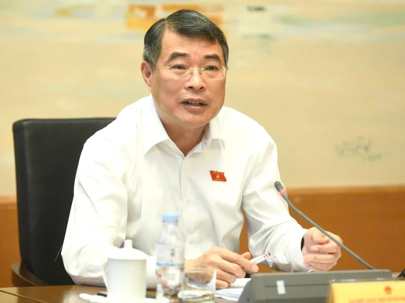 Thủ tướng Lê Minh Hưng trả lời câu hỏi “Tại sao giá nhà cao?”