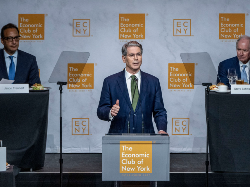 Bộ Trưởng Scott Bessent: Nới Lỏng Tín Dụng & Vị Thế Kinh Tế Mỹ